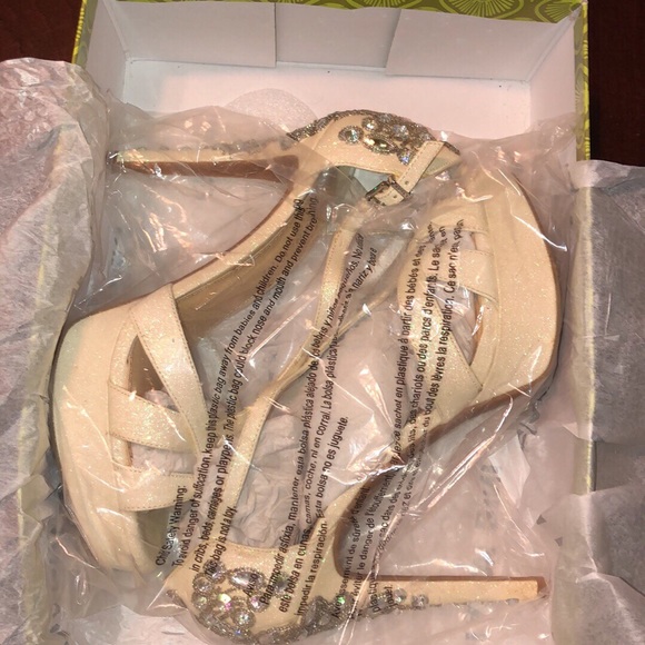 Gianni Bini Shoes - Gianni Bini wedding heels
